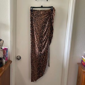 NWT G by Guess skirt size M